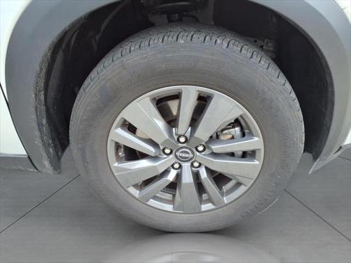2024 Nissan Pathfinder SV 4WD