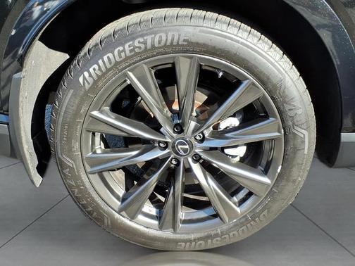 2023 Lexus RX 350 F SPORT Handling