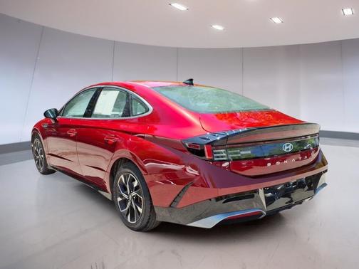 Ultimate red 2024 Hyundai SONATA SEL