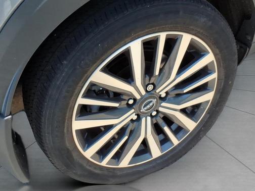 Boulder Gray Pearl 2023 Nissan Kicks SV