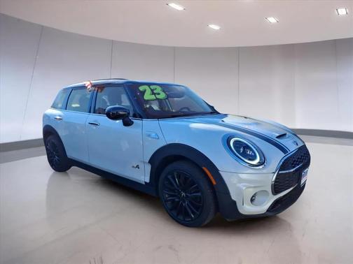 2023 MINI Clubman Cooper S ALL4