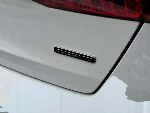 2025 Audi A6 Premium 55 TFSI quattro S tronic