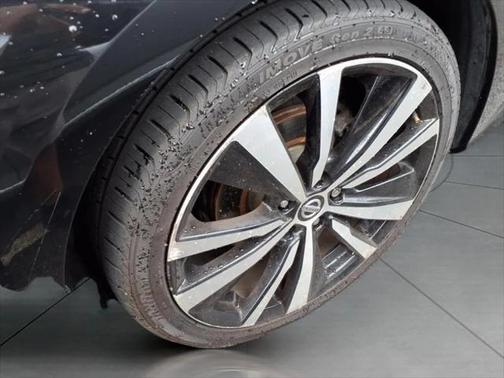 2022 Nissan Altima SR FWD