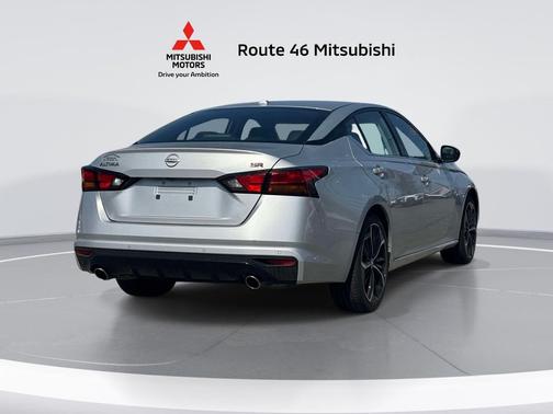 Brilliant Silver 2024 Nissan Altima SR FWD