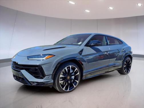 2024 Lamborghini Urus S