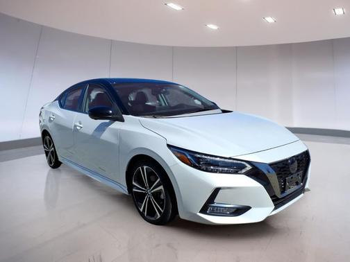 Super Black 2023 Nissan Sentra SR