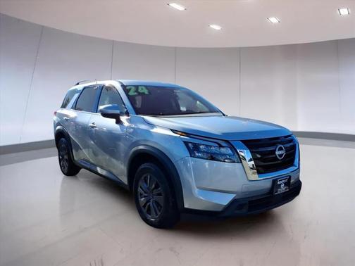 2024 Nissan Pathfinder SV 4WD
