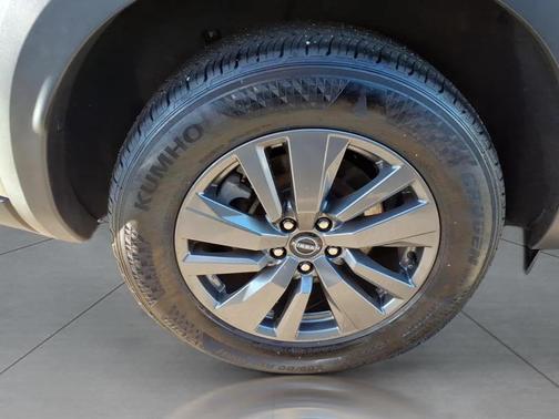 2024 Nissan Pathfinder SV 4WD