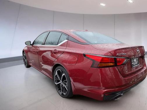 2024 Nissan Altima SR FWD