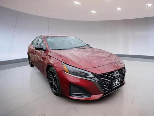 2024 Nissan Altima SR FWD