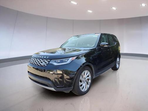 2024 Land Rover Discovery P300 S