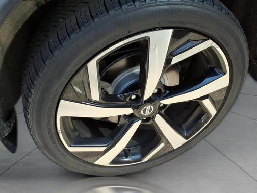 2020 Nissan Rogue Sport SL