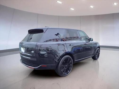 2023 Land Rover Range Rover P400 SE