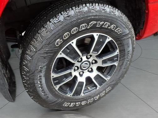 2022 Nissan Titan SV