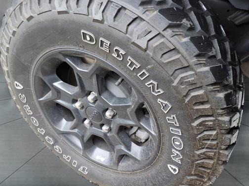 Earl Clearcoat 2023 Jeep Wrangler 4xe Willys