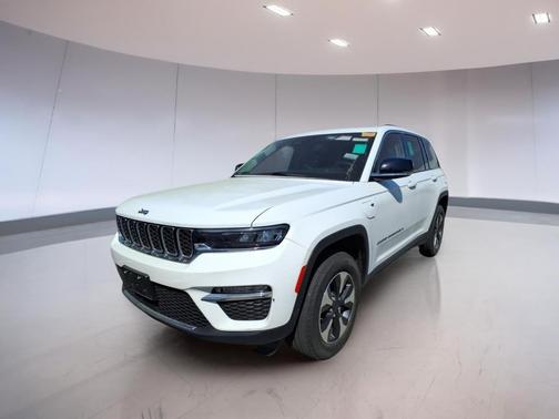 Bright White Clearcoat 2022 Jeep Grand Cherokee 4xe Base