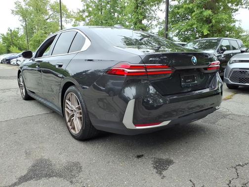 Dark Graphite 2024 BMW 530 530i xDrive