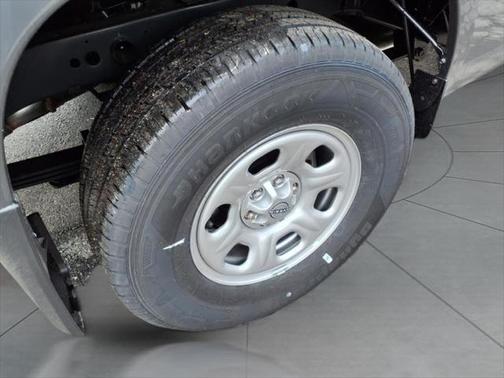 2025 Nissan Frontier S