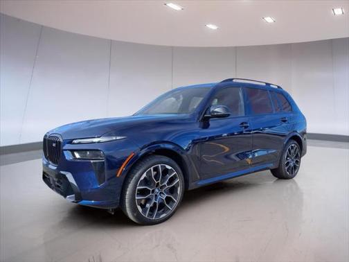 2025 BMW X7 M60i