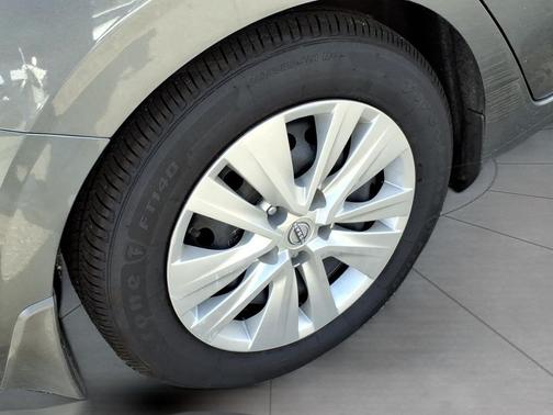 Gun Metallic 2025 Nissan Sentra S