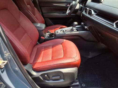 2022 Mazda CX-5 Carbon Edition