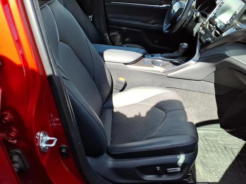 Supersonic Red/Midnight Black Metallic 2023 Toyota Camry XSE