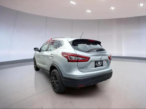 2022 Nissan Rogue Sport SV