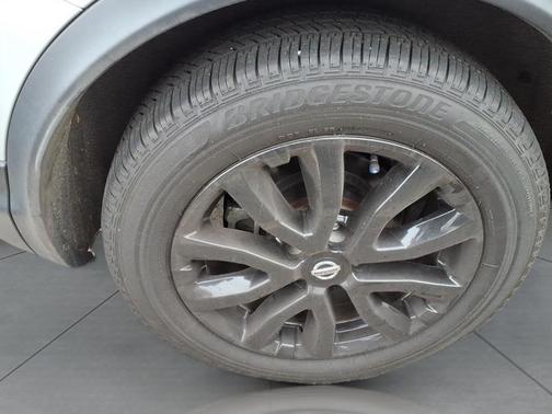 2022 Nissan Rogue Sport SV