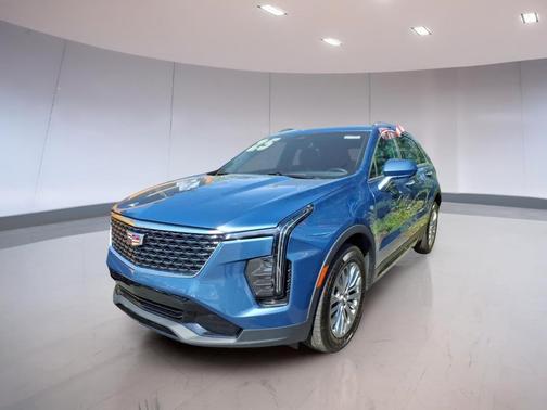 Deep Sea Metallic 2025 Cadillac XT4 Premium Luxury