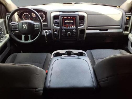 2019 RAM 1500 SLT