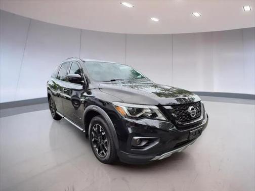 2019 Nissan Pathfinder SV