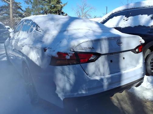 2023 Nissan Altima SR FWD