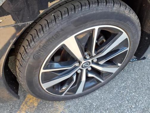 2023 Nissan Maxima SV Xtronic CVT