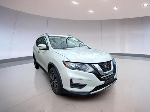 Glacier White 2019 Nissan Rogue SV