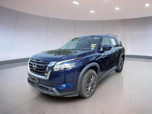 2022 Nissan Pathfinder SV 4WD