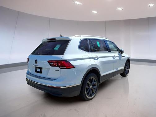 2022 Volkswagen Tiguan 2.0T SE 4MOTION