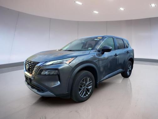 Gun Metallic 2023 Nissan Rogue S