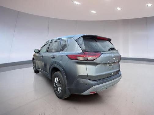 Gun Metallic 2023 Nissan Rogue S