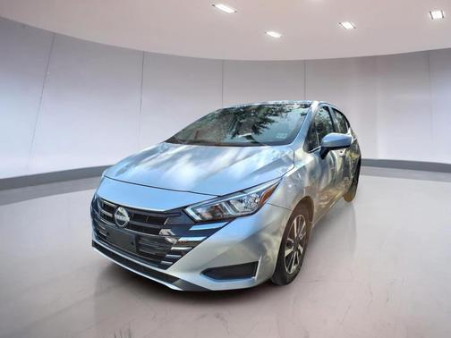 2024 Nissan Versa 1.6 SV