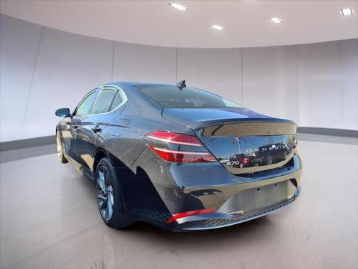 2022 Genesis G70 2.0T AWD