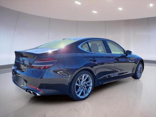 2022 Genesis G70 2.0T AWD