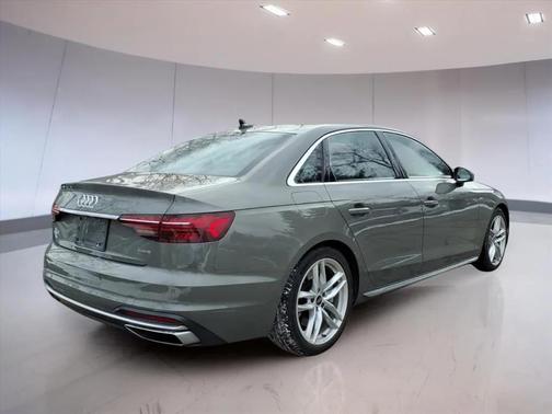 2024 Audi A4 45 S line Premium Plus
