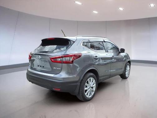 2022 Nissan Rogue Sport SV