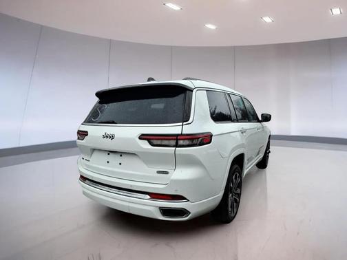 2023 Jeep Grand Cherokee L Overland