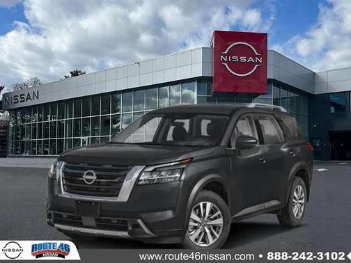 2025 Nissan Pathfinder SL 4WD