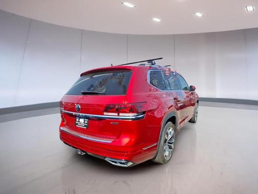 Aurora Red 2021 Volkswagen Atlas 3.6L SEL Premium