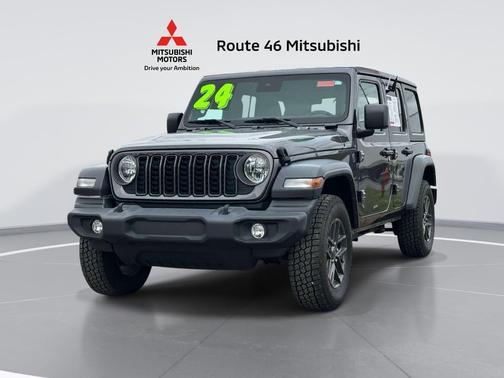 Granite Crystal Metallic Clearcoat 2024 Jeep Wrangler Sport S