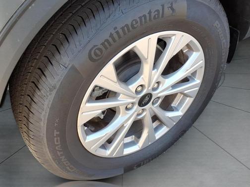 Carbonized Gray Metallic 2023 Ford Escape Active