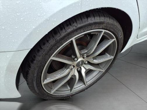 2023 Genesis G70 2.0T AWD