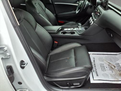 2023 Genesis G70 2.0T AWD